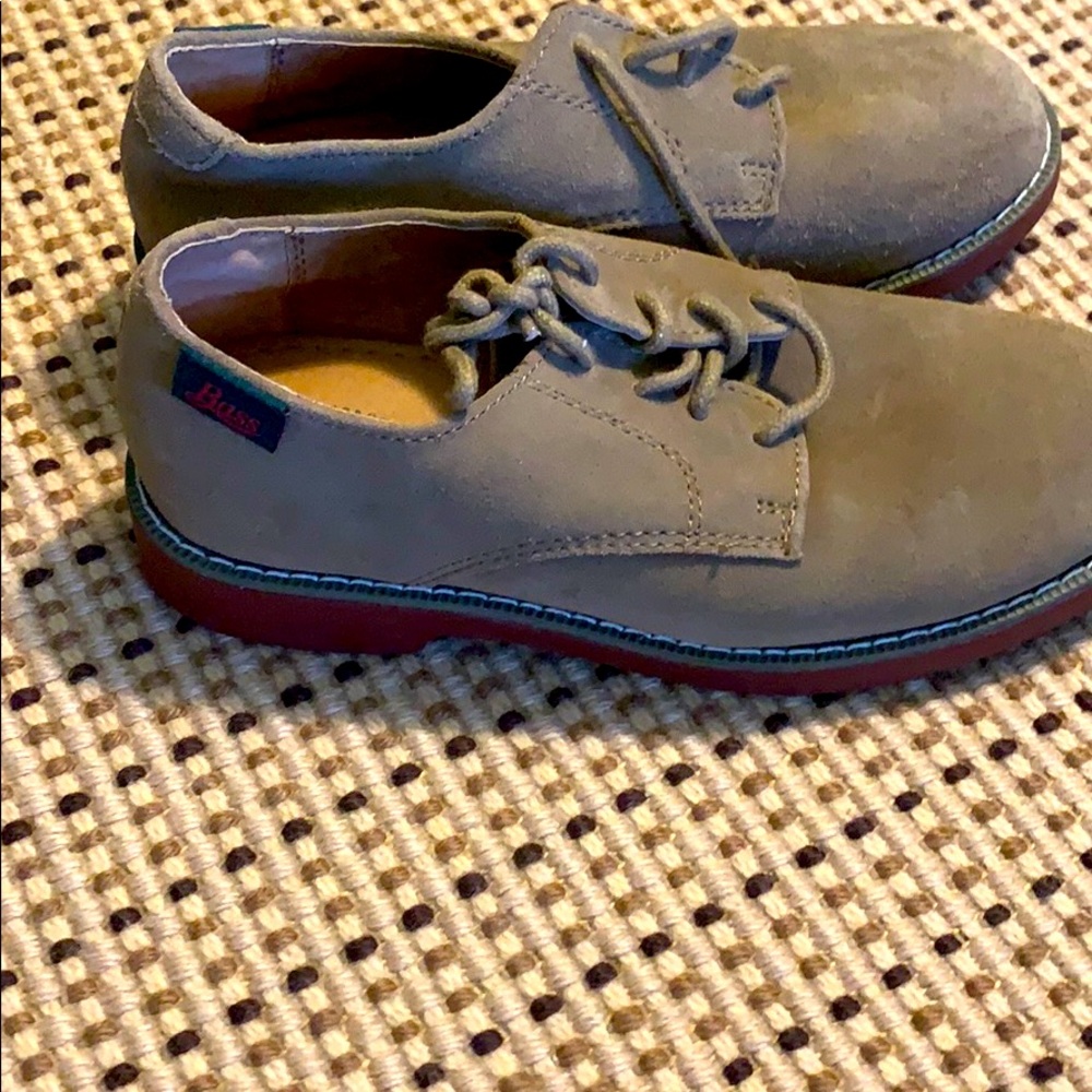 Boys size 2 Bucks